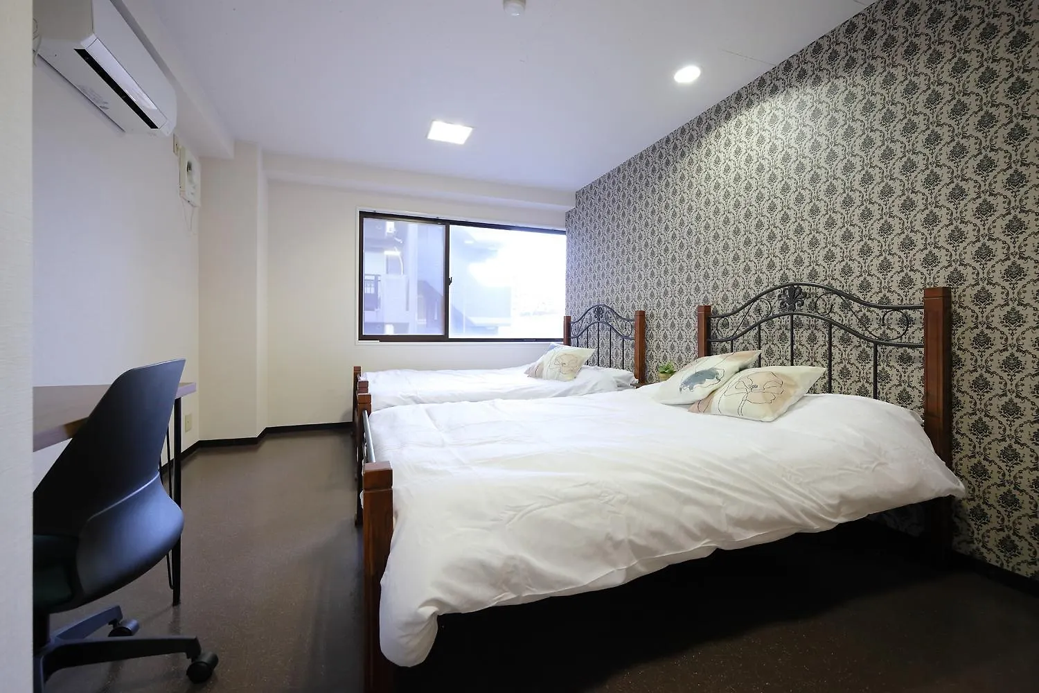 Junfukuya Apartment Osaka Japan